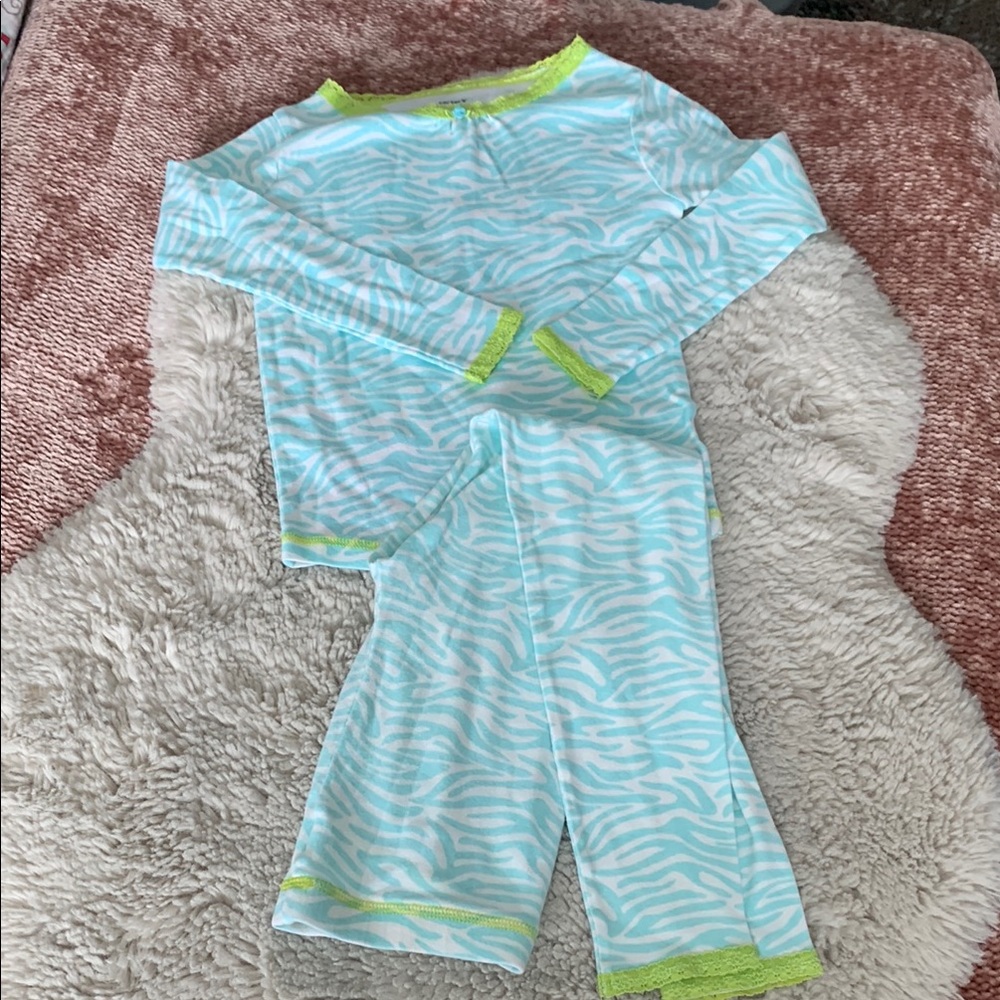 EUC Carters PJ Set